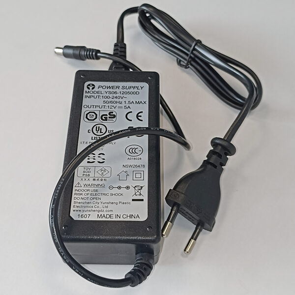 Блок питания (Power Adapter 100-240V AC/DC 4.74A)